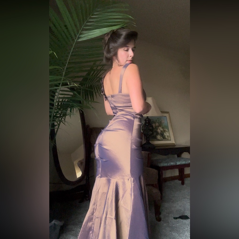 Elegant Off-Shoulder iridescent Evening Gown